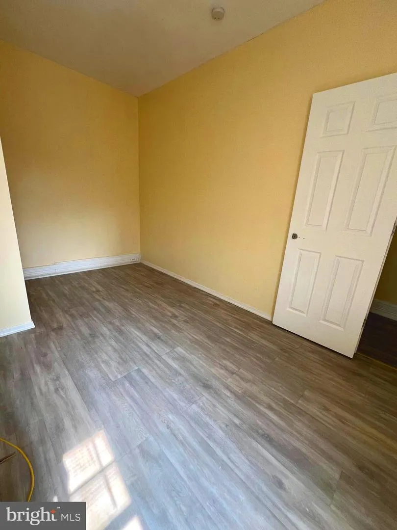 1908 E ALLEGHENY AVENUE Philadelphia, PA 19134