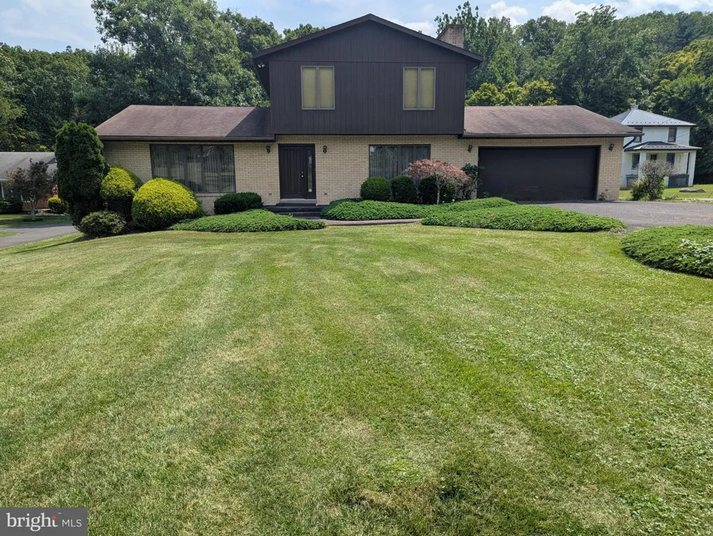 12802 GRAMLICH ROAD SW Lavale, MD 21502