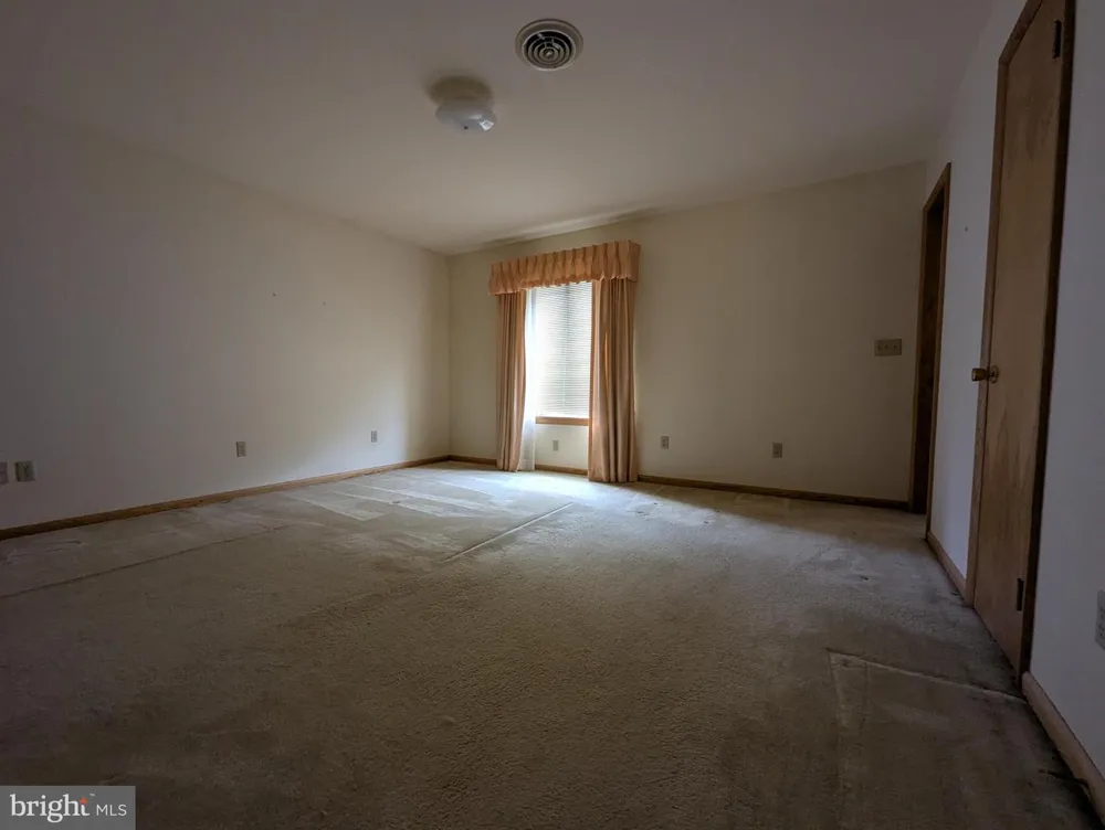 12802 GRAMLICH ROAD SW Lavale, MD 21502