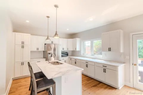 123 Mason Court #2