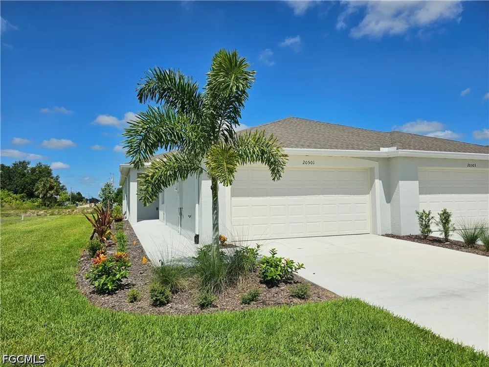 Hazelnut Court S Lehigh Acres, FL 33936