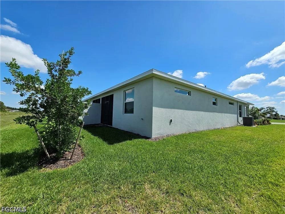 Hazelnut Court S Lehigh Acres, FL 33936