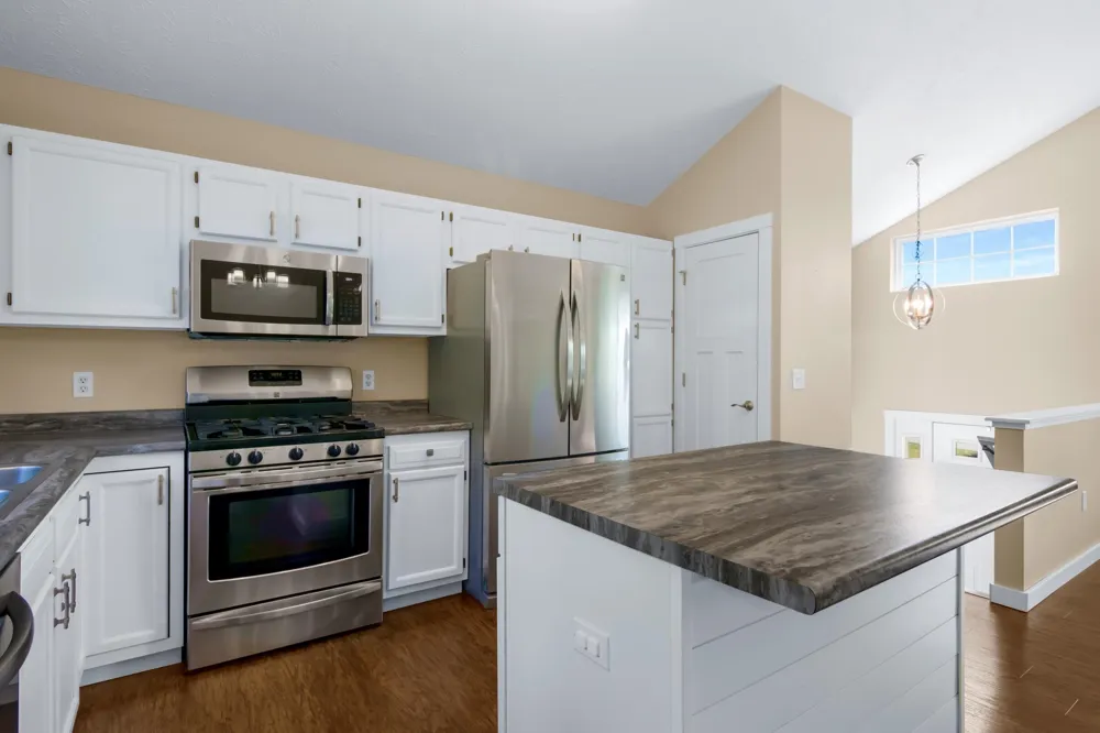 4643 Rokos Court Long Lake Township, MI 49685