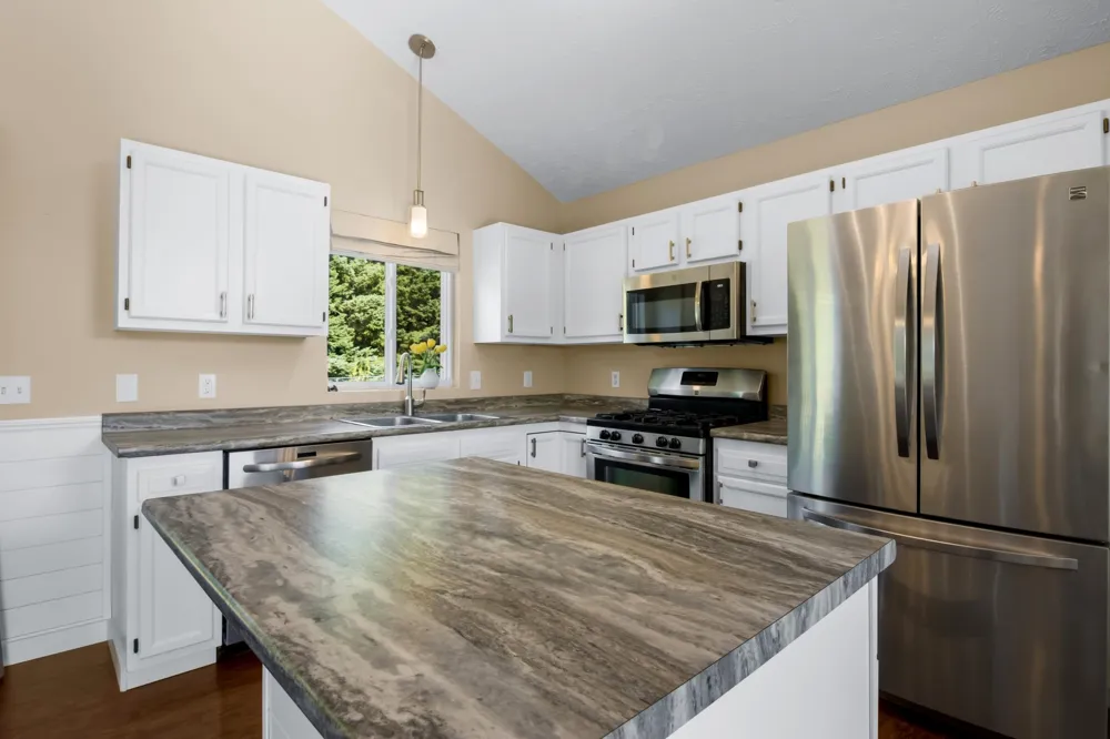 4643 Rokos Court Long Lake Township, MI 49685