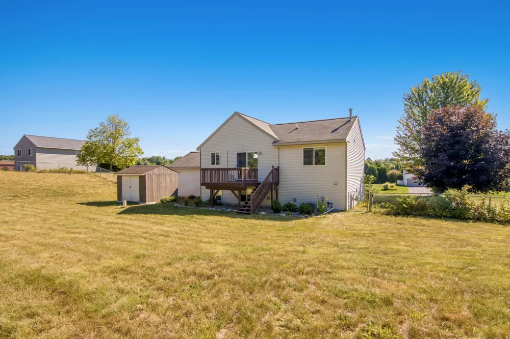 4643 Rokos Court Long Lake Township, MI 49685