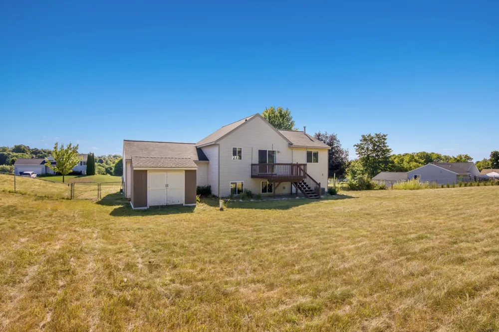 4643 Rokos Court Long Lake Township, MI 49685