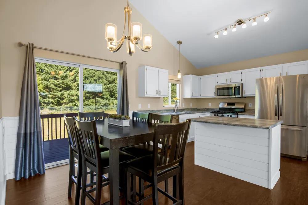 4643 Rokos Court Long Lake Township, MI 49685