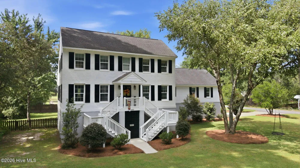 601 Fairview Avenue Washington, NC 27889