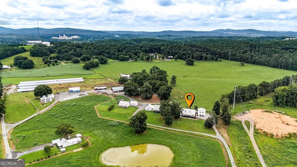 30 Sullins RD NW Cartersville, GA 30121