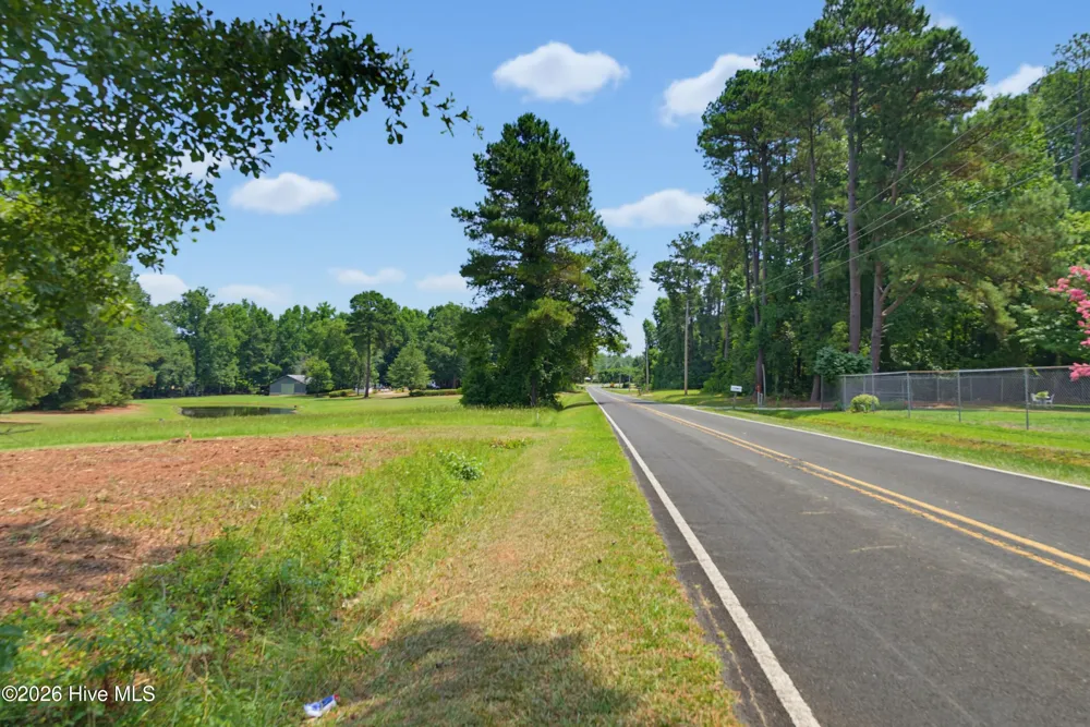 1940 Bill Hooks Road Whiteville, NC 28472