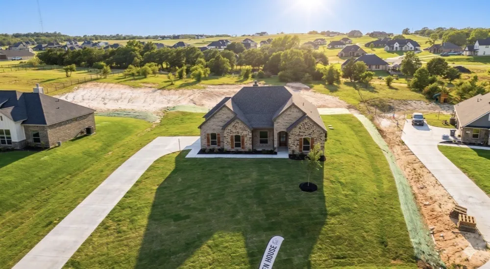 7021 Ranch View Place Springtown, TX 76082