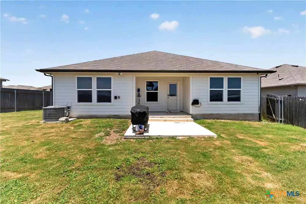 908 Gerardia Court Seguin, TX 78155