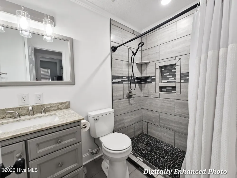 13 Collins Drive Midway Park, NC 28544