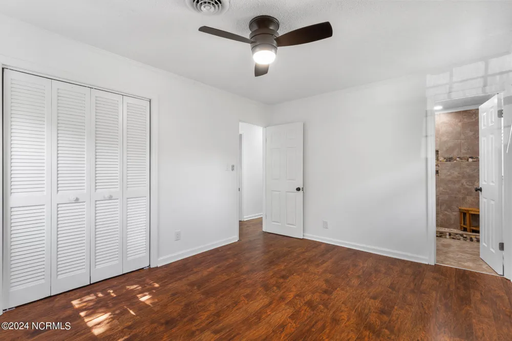13 Collins Drive Midway Park, NC 28544