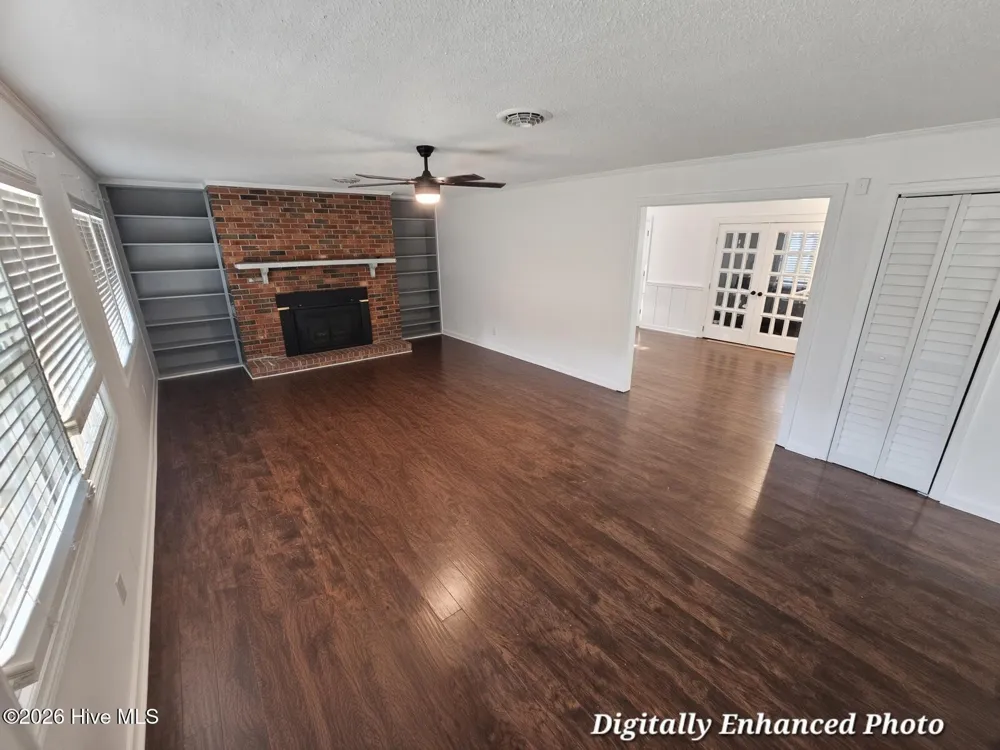 13 Collins Drive Midway Park, NC 28544