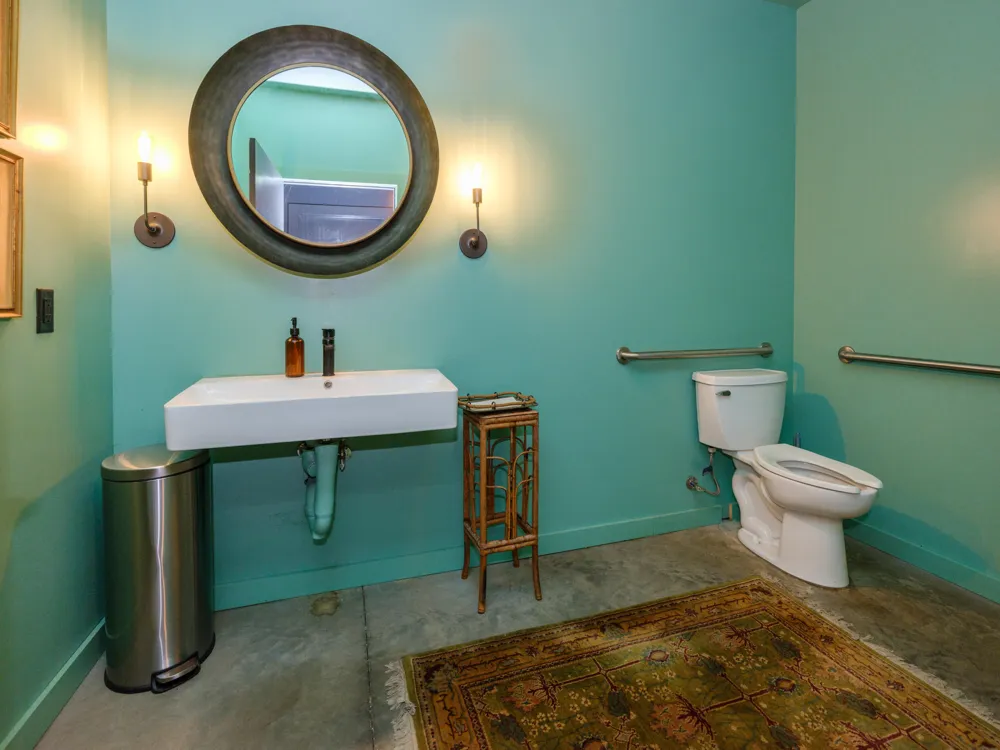 58522 Farrand Road Colon Township, MI 49040