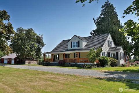 7156 Heggenes Road