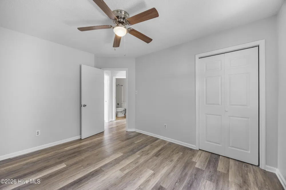 496 Sand Ridge Road Hubert, NC 28539
