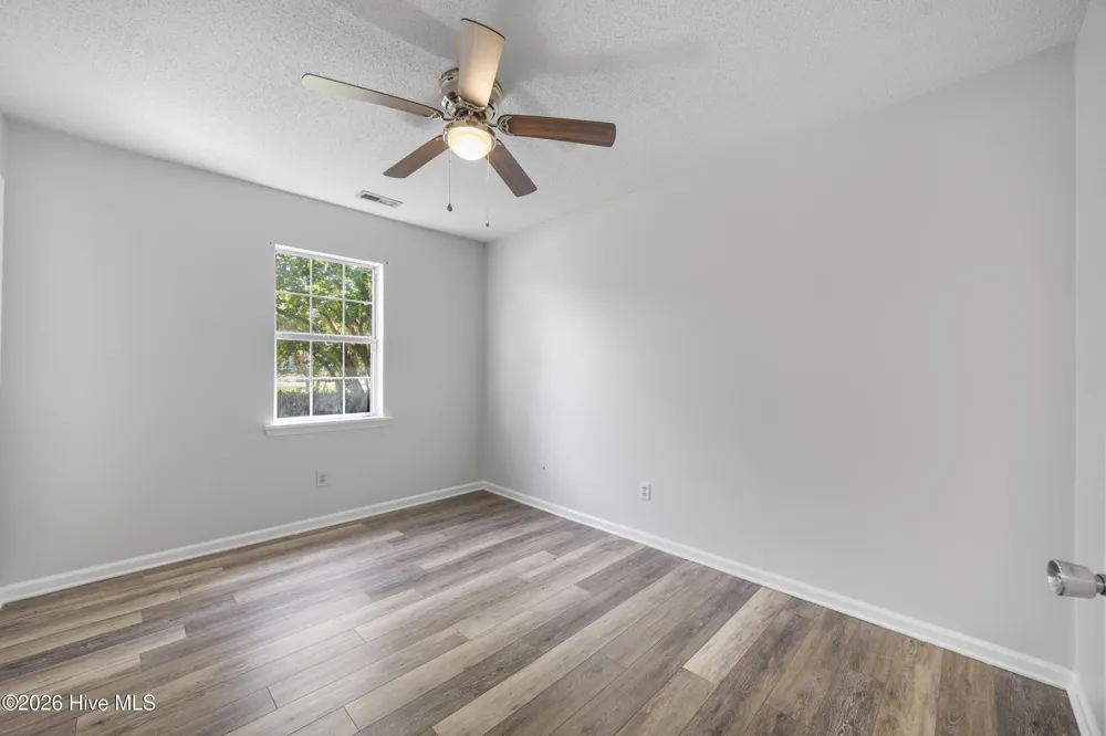 496 Sand Ridge Road Hubert, NC 28539