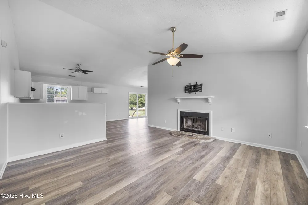 496 Sand Ridge Road Hubert, NC 28539