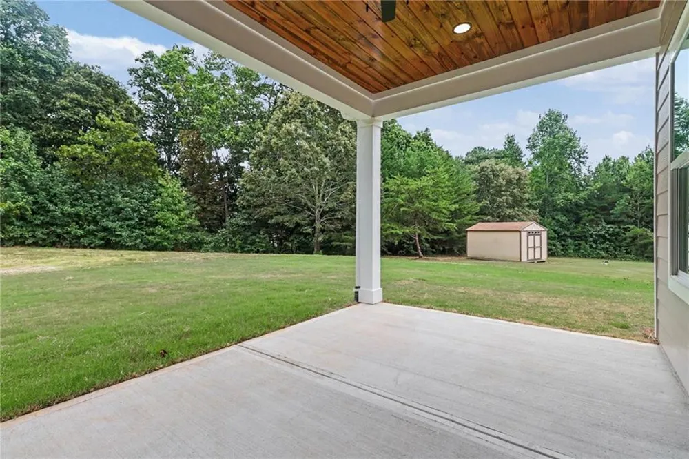 6740 Little Whistle Way Clermont, GA 30527