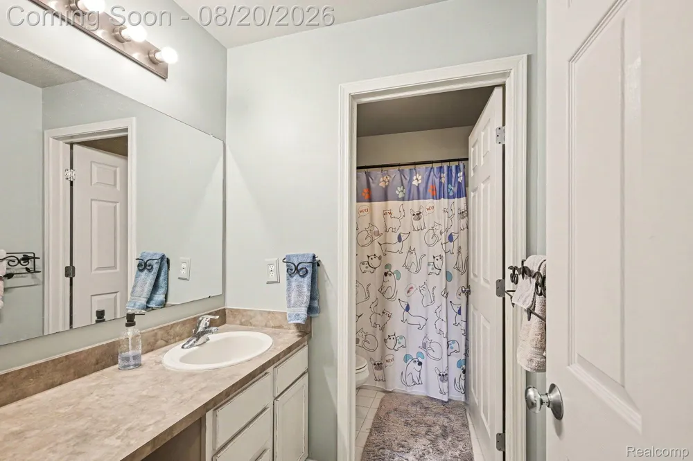 1188 Bellwood Court Oxford Charter Township, MI 48371