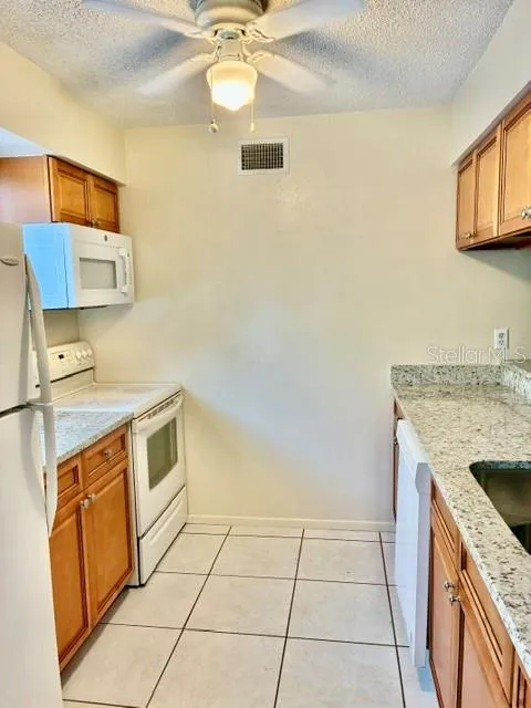 211 AIRPORT AVENUE W #111 Venice, FL 34285