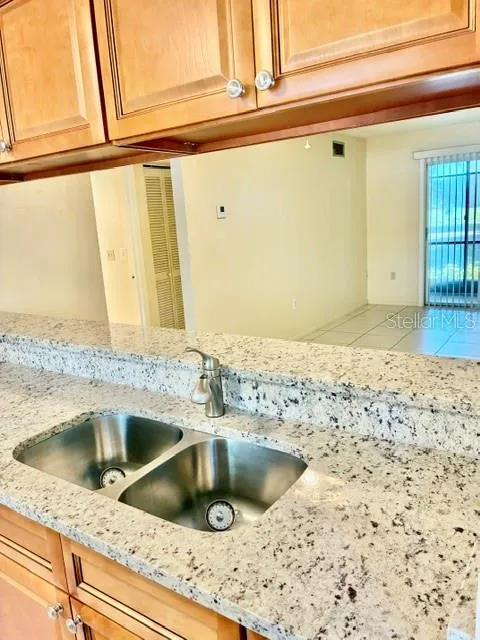 211 AIRPORT AVENUE W #111 Venice, FL 34285