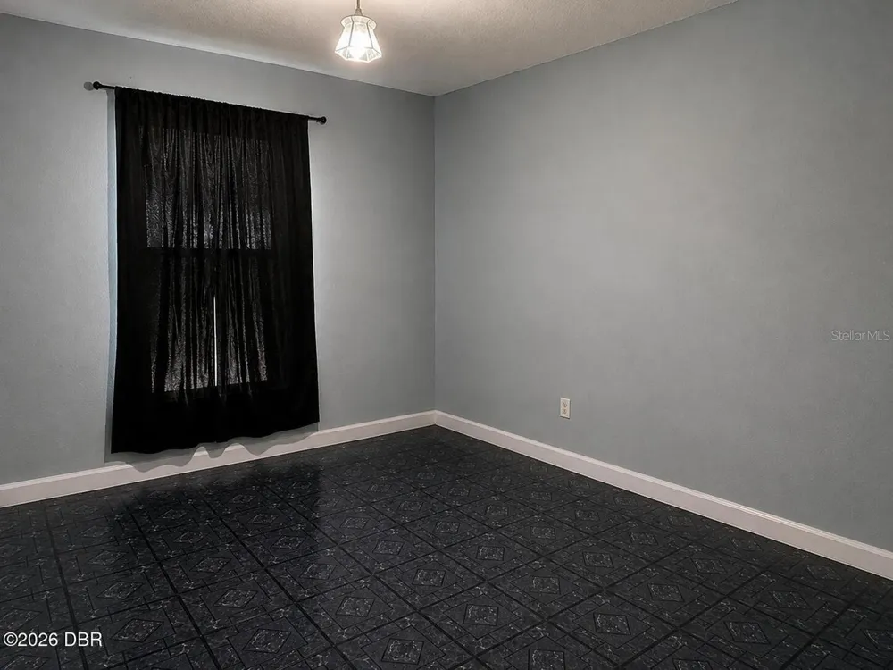 31109 DEAL DRIVE Mount Plymouth, FL 32776