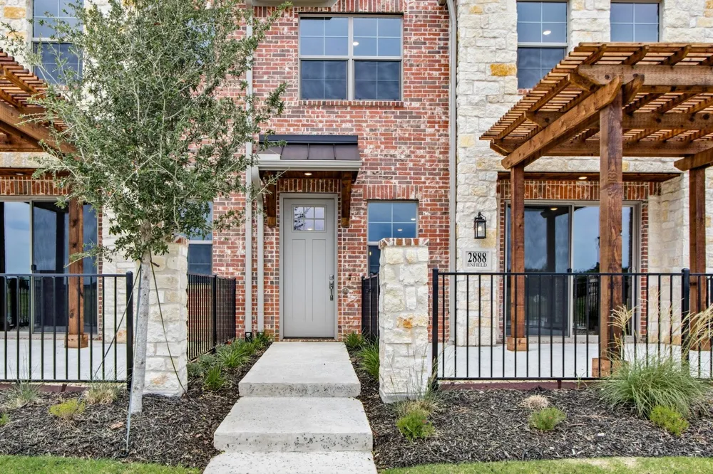 2888 Enfield The Colony, TX 75056