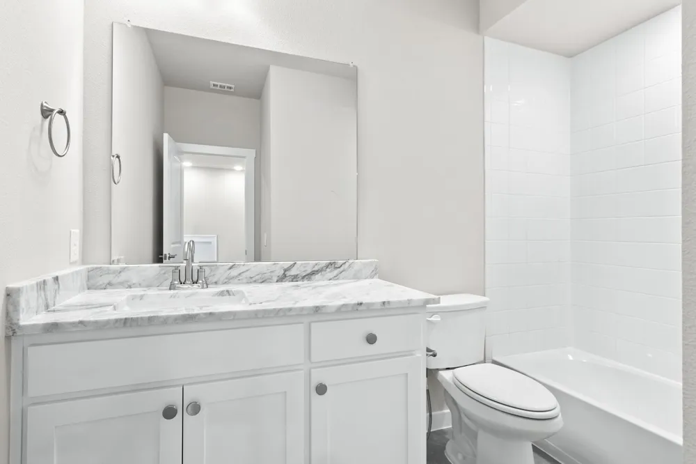 2888 Enfield The Colony, TX 75056