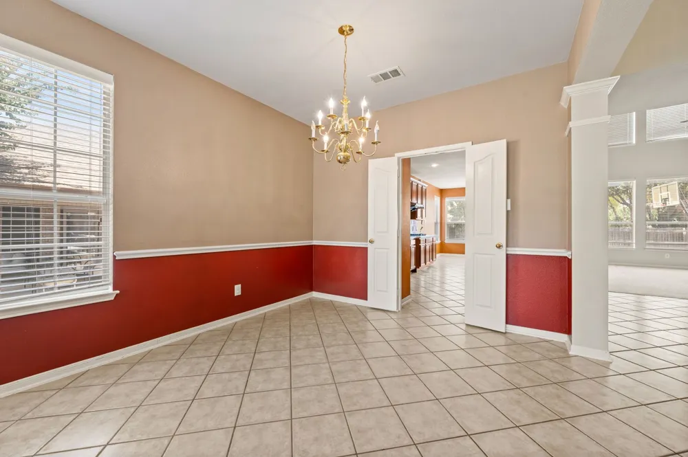 1302 Parkside Drive Mansfield, TX 76063
