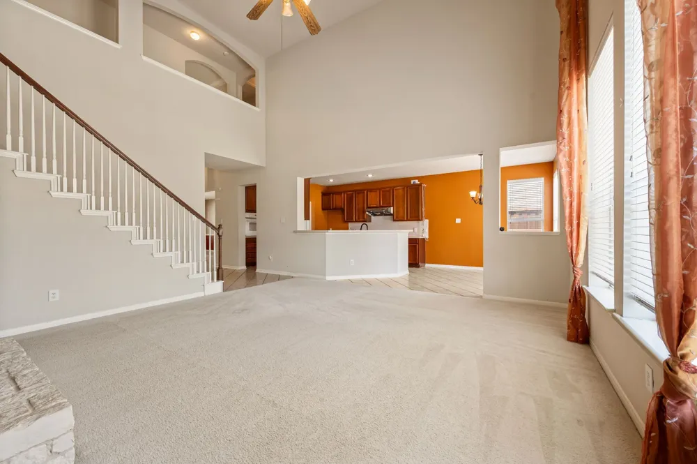 1302 Parkside Drive Mansfield, TX 76063