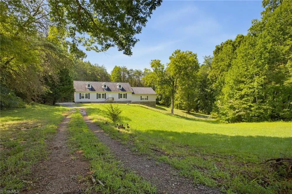 3636 Shacktown Road Yadkinville, NC 27055
