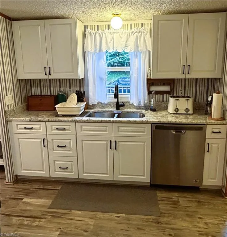 1094 Traphill Union Road Traphill, NC 28685