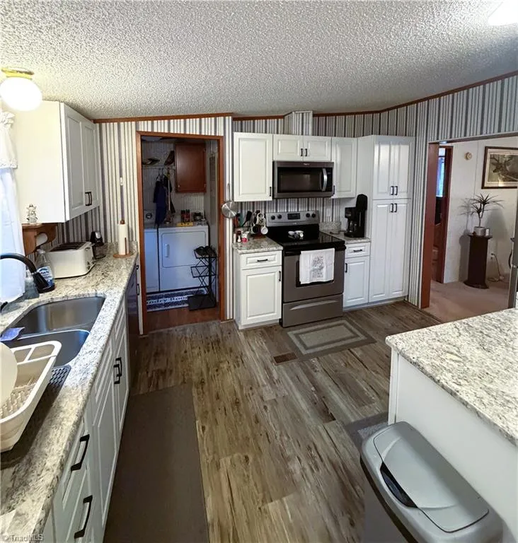 1094 Traphill Union Road Traphill, NC 28685