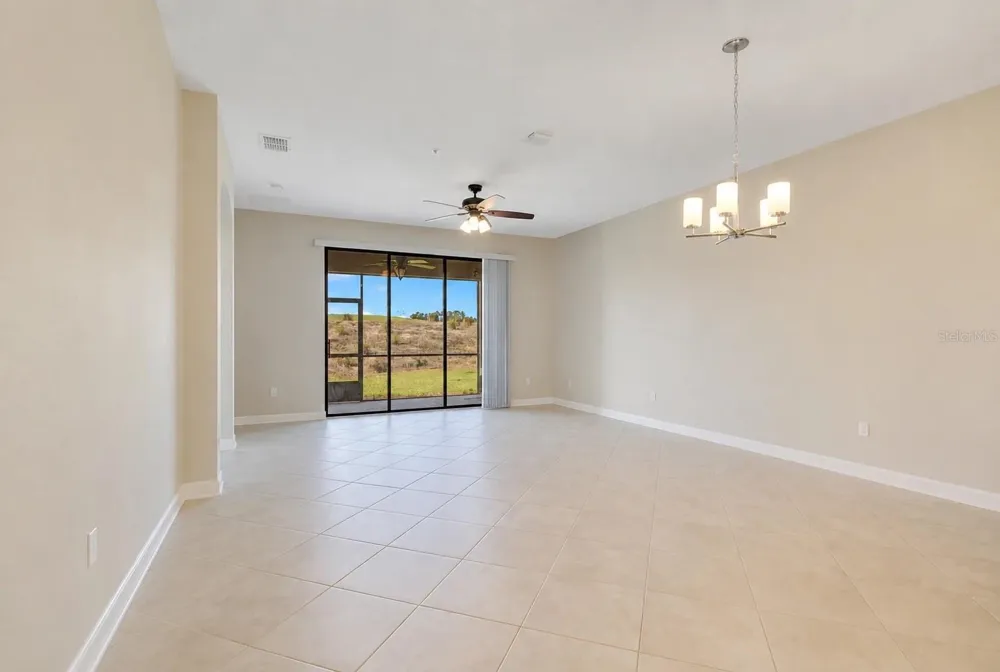 9044 AZALEA SANDS LANE #9044 Davenport, FL 33896
