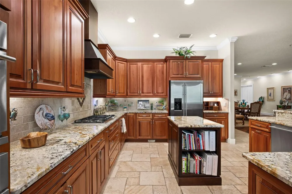 2622 GRAND LAKESIDE DRIVE Palm Harbor, FL 34684