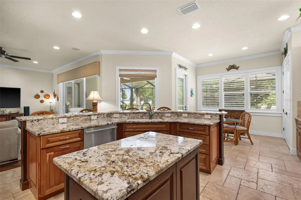 2622 GRAND LAKESIDE DRIVE Palm Harbor, FL 34684
