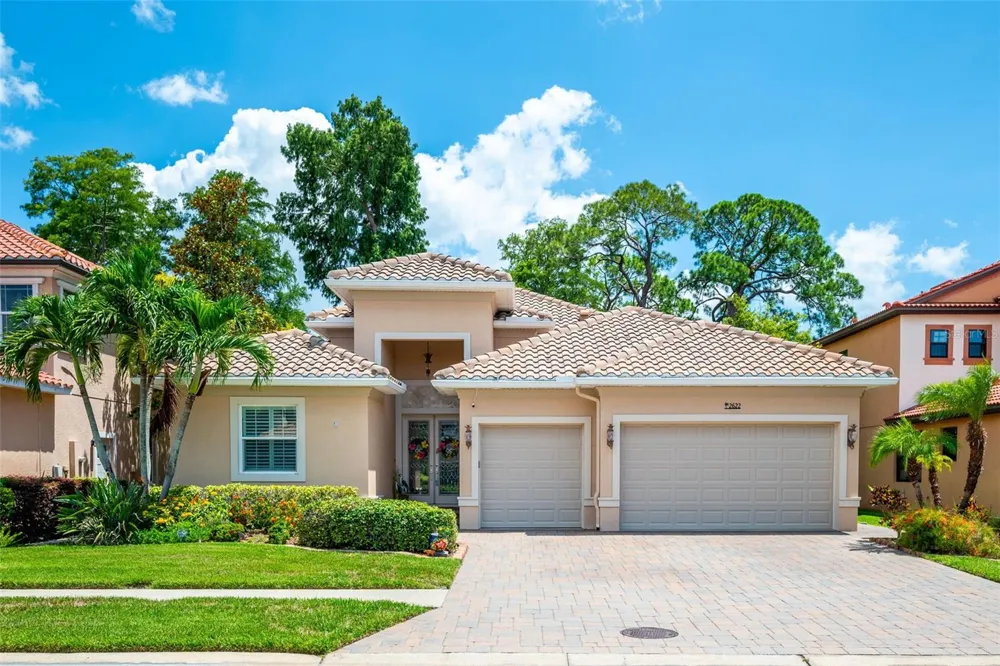 2622 GRAND LAKESIDE DRIVE Palm Harbor, FL 34684