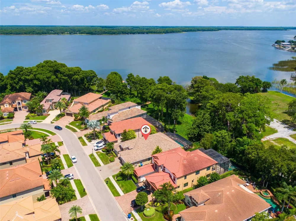 2622 GRAND LAKESIDE DRIVE Palm Harbor, FL 34684