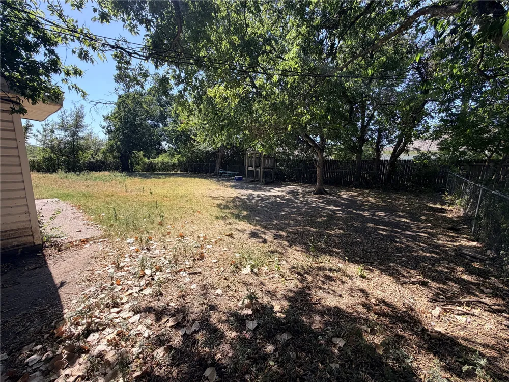 313 Lawndale Street Robinson, TX 76706