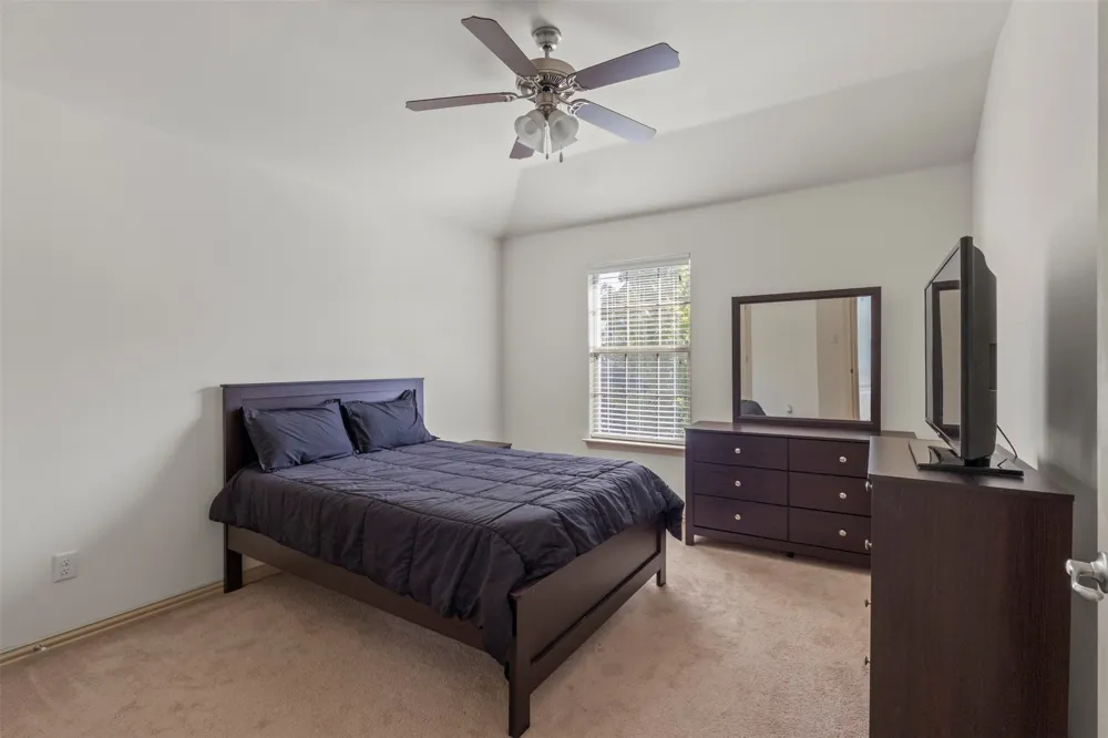 4940 Empire Way Irving, TX 75038