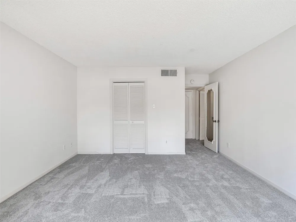 5050 Ambassador Way #218 Houston, TX 77056