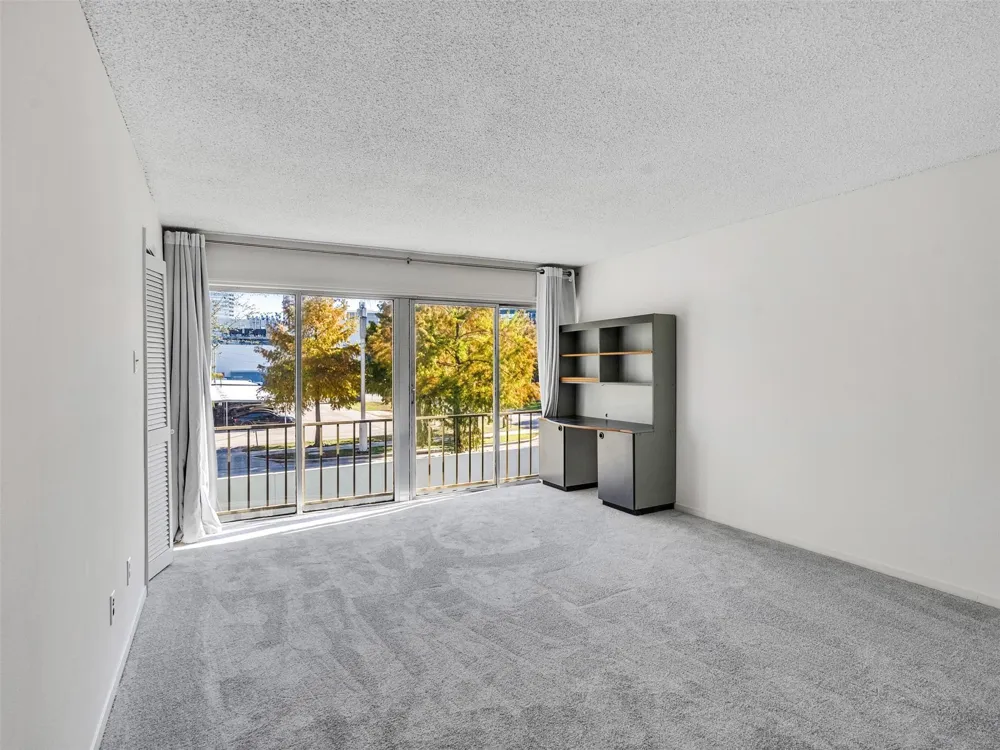 5050 Ambassador Way #218 Houston, TX 77056
