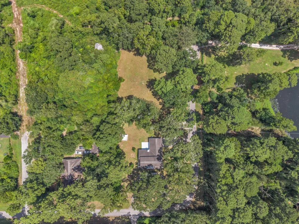 33102 Rollingwood Drive Pinehurst, TX 77362