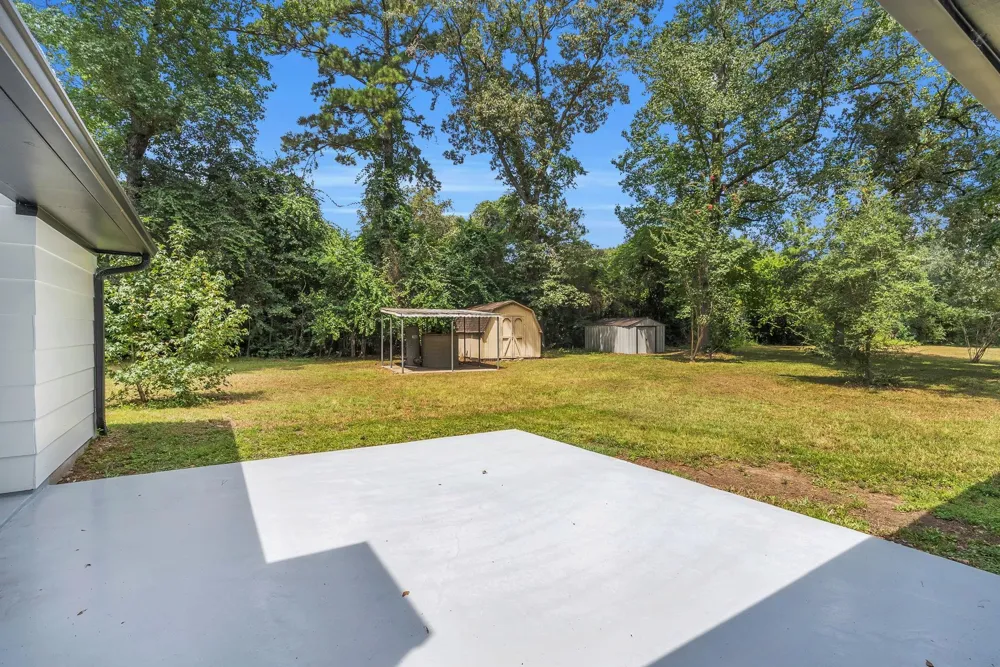 33102 Rollingwood Drive Pinehurst, TX 77362