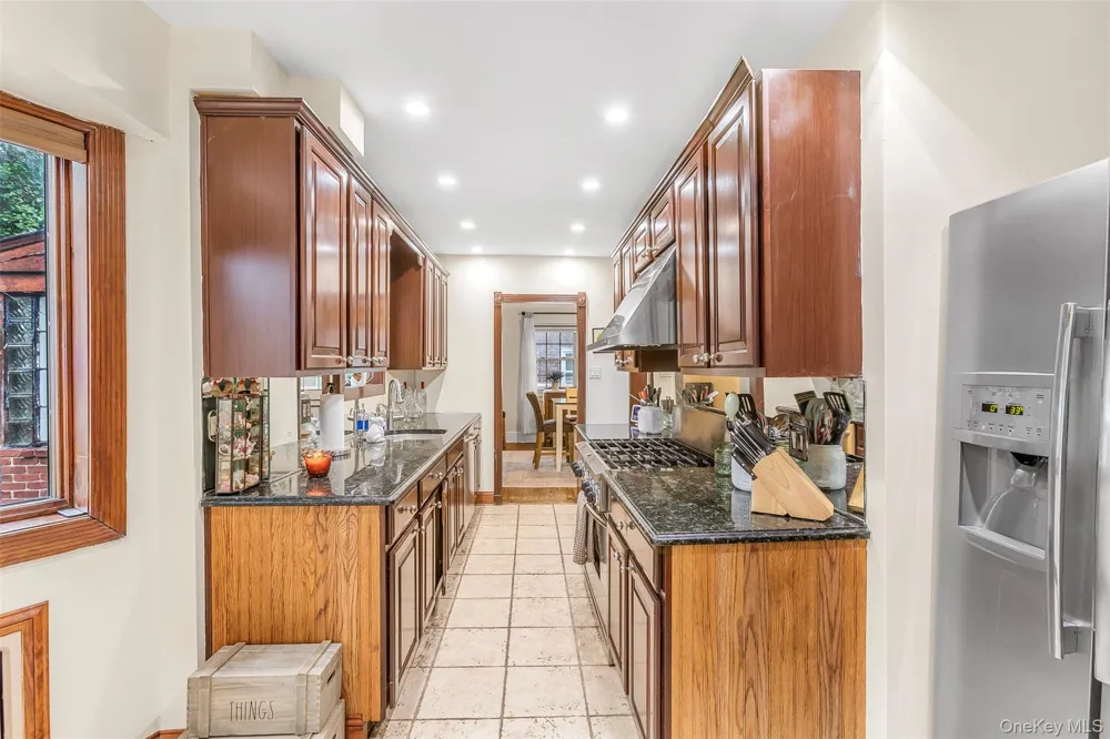 254 E Argyle Street Valley Stream, NY 11580