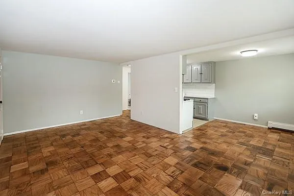 178 Jervis Avenue #178 Farmingdale, NY 11735
