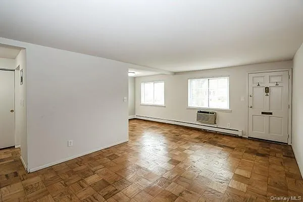 178 Jervis Avenue #178 Farmingdale, NY 11735
